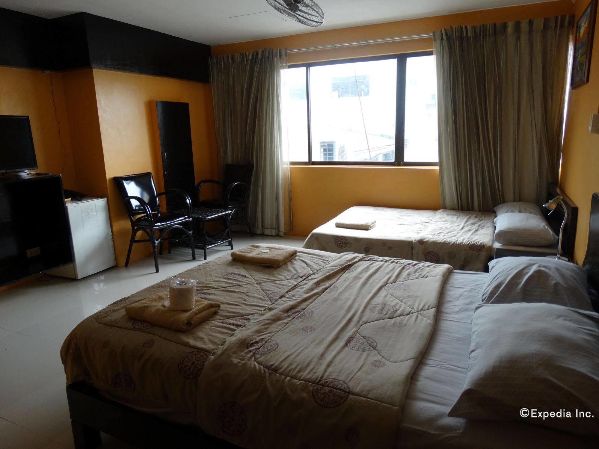 The Southern Cross Hotel Manila Kültér fotó